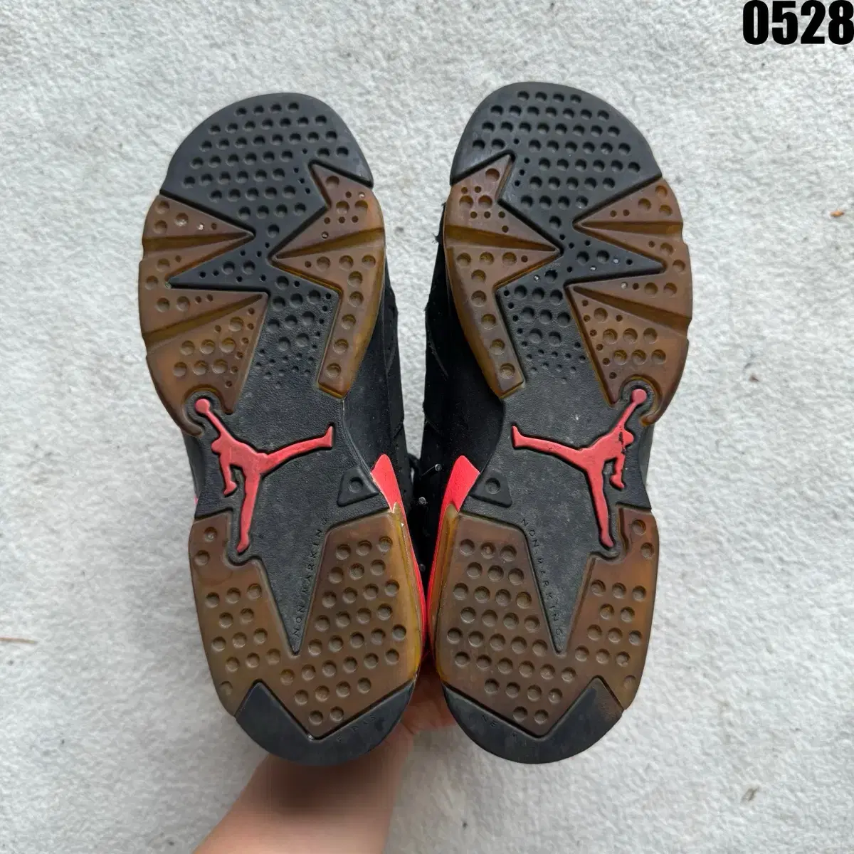 thumbnail-4